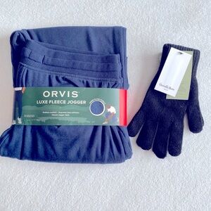 Men’s Jogger Sweatpants and Gloves
